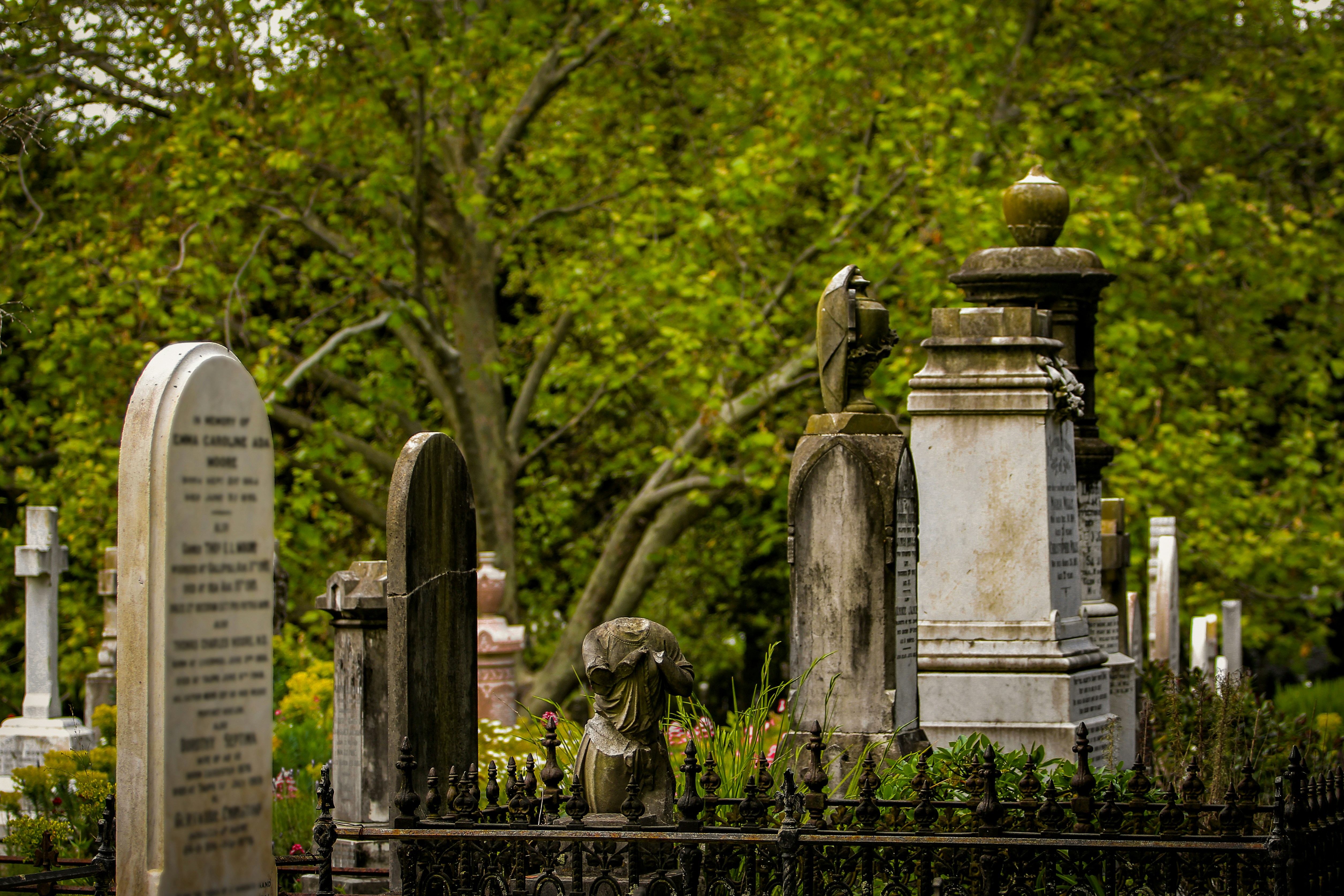 graveyard headstones near me